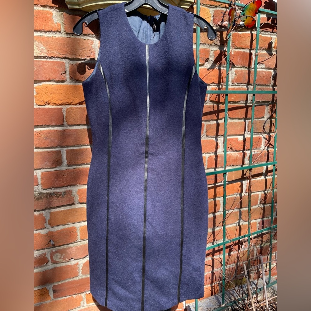 Classic J. McLaughlin Cashmere Blend Blue Sheath Sz 6